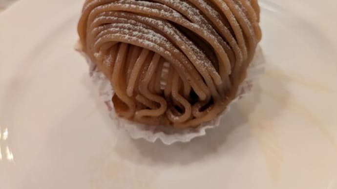 栗の聖地・小布施でモンブランを食す。