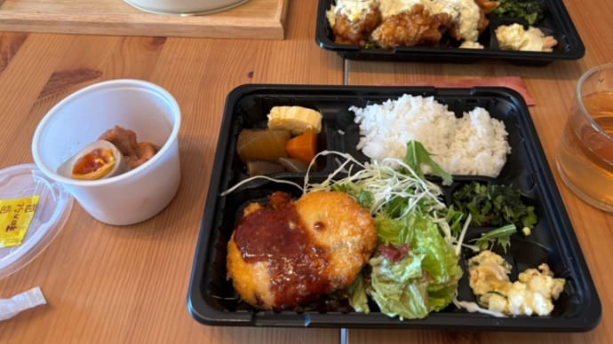 お弁当でランチ&ハスの花&おやつ