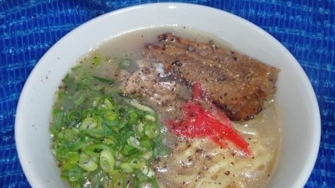 生一麺喜多方の味醤油ラーメン鶏ガラ白湯スープ仕立てで昨日の夜食にしたんだね：P