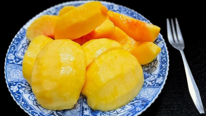 黄桃　 ～今年も味わえた山形のブランド黄金桃～