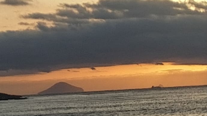 1月17日おはようございます。今日の海です。
