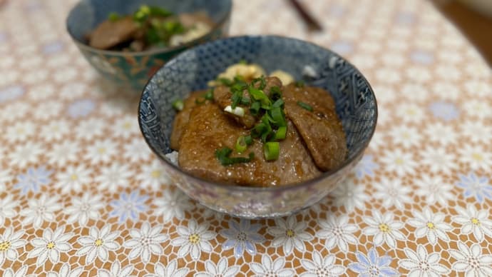 「たかどやファーム」で購入のカルビ肉でカルビ丼！