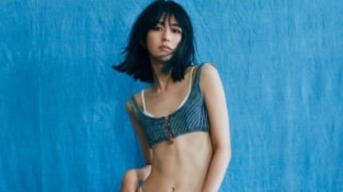 櫻坂46土生瑞穂、“クールセクシー”に大胆コーデ ブラトップでヘルシーな着こなし披露