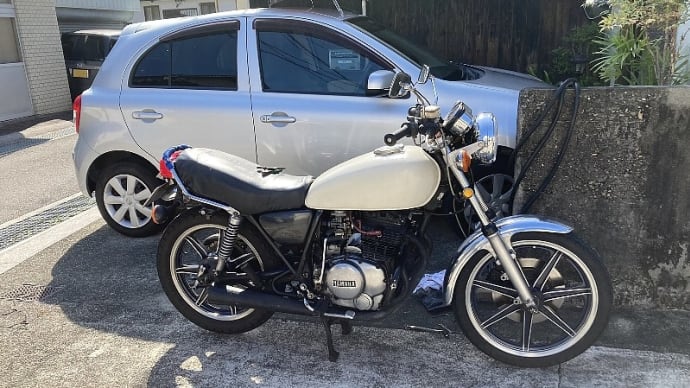 XS250シート取り付け金具