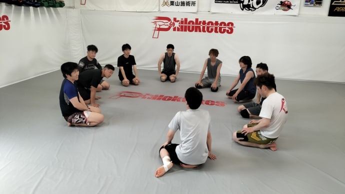礼儀も修斗伝承…(土)グラップリング一般クラス12:00〜
