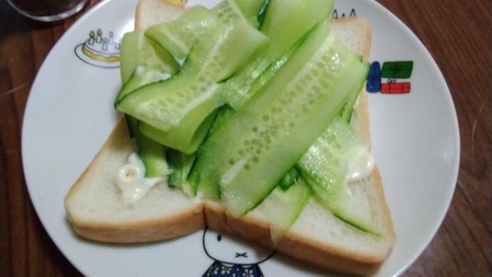 何ヵ月ぶりに食パン🍞を食べました✨✨