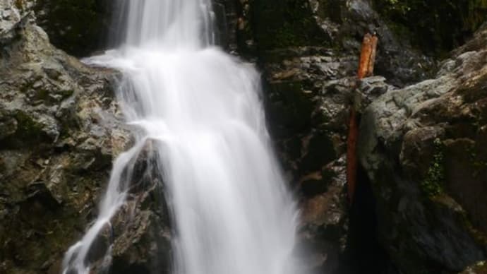 上黒沢一の滝 王滝村