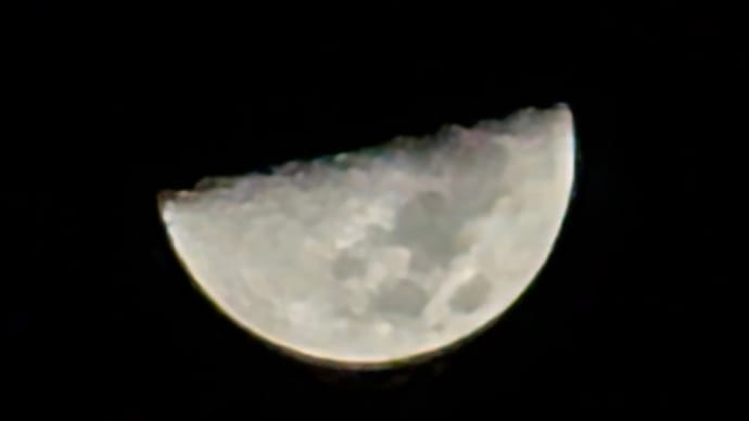 今夜の月、昨日と一昨日の月と比べてみた 2月5日♪