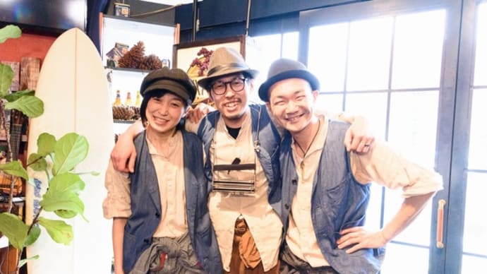 ザ・ガーデナーズ、トニーとサチミ、トニーガーデナー 2022年謹賀新年 今年もよろしくお願いいたします