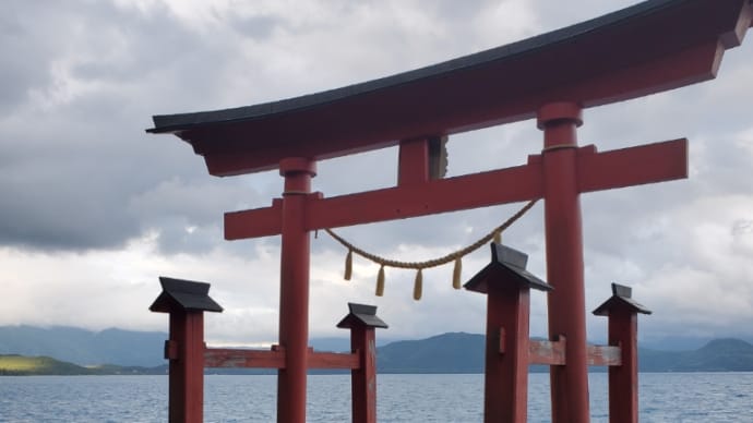 晴れ間の田沢湖