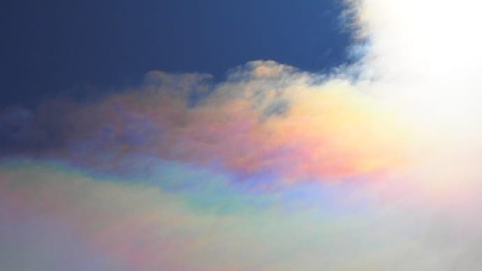 立夏の朝空に五色の彩雲！