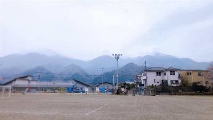 ♬見わた~す山の~端 霞深し~!
