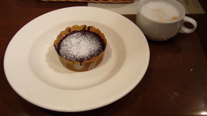 【閉店】今日のケーキセット(チョコレートケーキ@ノラの台所 横浜ポルタ店 )