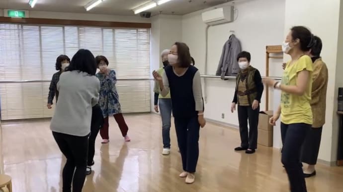 踊り手さんたちのお稽古開始!ふぁーいと♡
