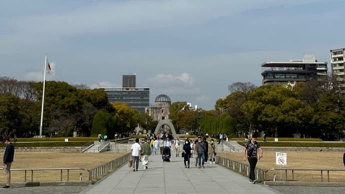 広島・平和公園・・・インバウンドのツーリストが増えてきました　アフターコロナ、ｗｉｔｈコロナの時代に突入です