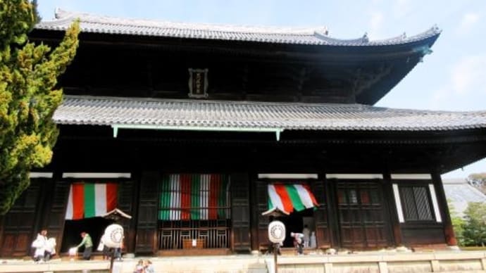 ★東福寺大涅槃図に猫をさがす。。