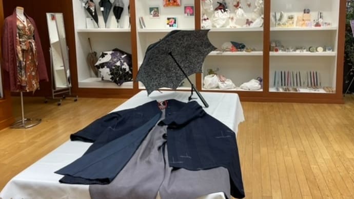 「京王百貨店 吉祥恬如アート展 初日」