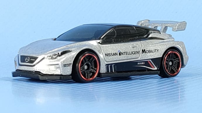 ニッサン リーフ ニスモ RC_02(シルバー)