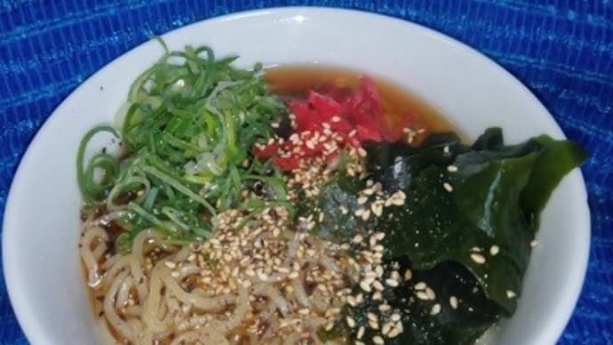 夢工芸/喜多方ラーメンしょうゆ味で朝食、今朝はさみぃ~んでねXP