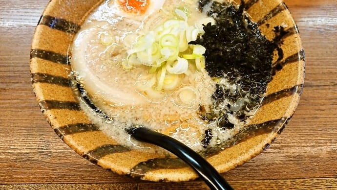 らーめん五衛門（浦安店）で塩豚骨ラーメン（2020年2月29日）