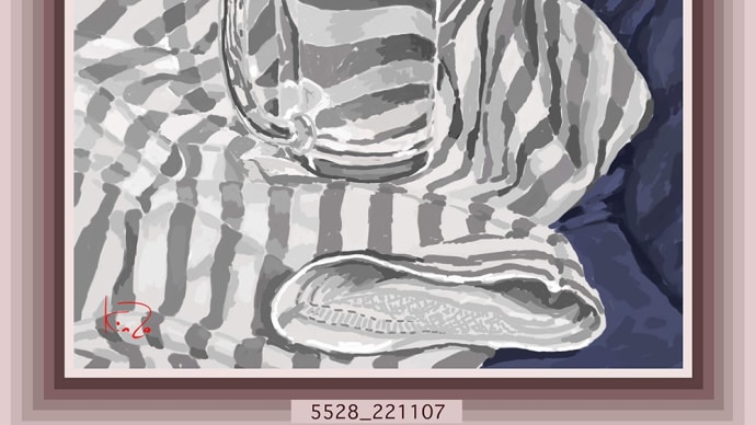 Striped shirt and glass 5528／縞模様シャツとジョッキ