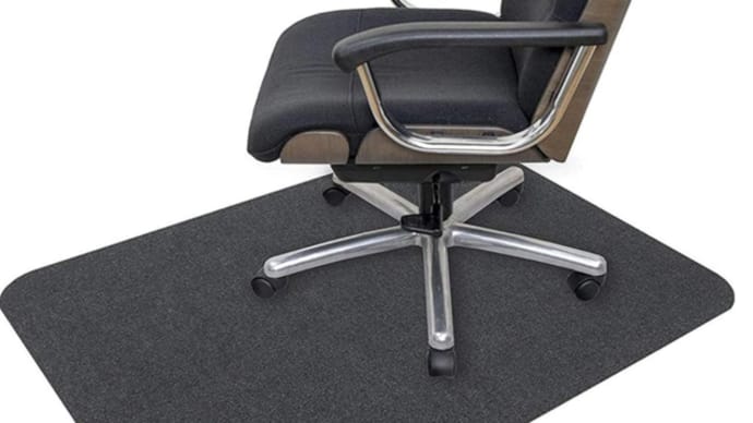 949円!Amazon チェアマット 90×140cm 床保護マットがクーポン特価