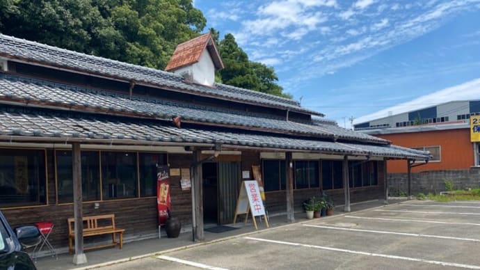 朝倉市　　地鶏食堂 三連水車店