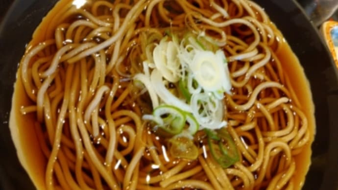壺付けしょっぱい七味は辛い、蕎麦は旨い。