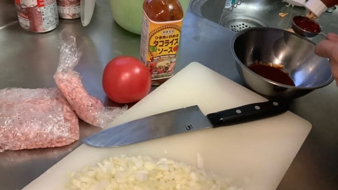 おウチでタコライス(^。^)晩ご飯