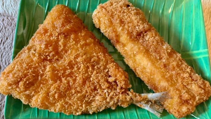 お昼ご飯は♪ローソンで買ったフライ~(~ ̄▽ ̄)~
