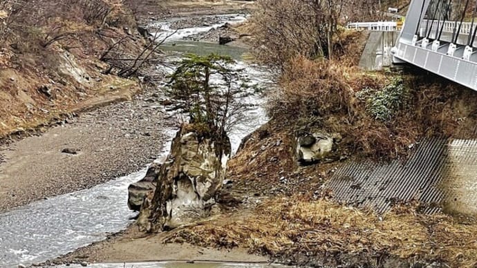 山清路大橋と御曹子橋からの風景