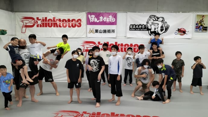 (土)キッズ格闘技クラス09:30〜