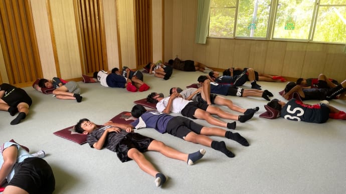 あてにならない天気予報のおかげでしっかり練習できてます😂🌞🌞🌞