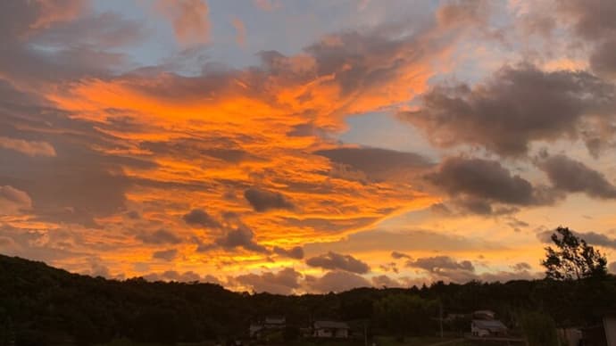 朝焼けの空