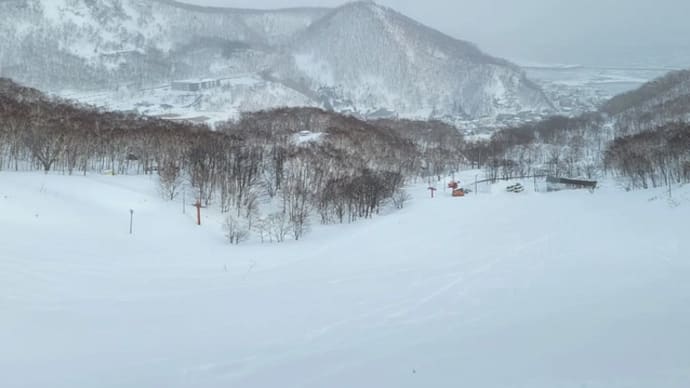 羅臼アポロ石油です(*^▽^*) 羅臼スキー場は最高のスキー場!懐かしいから見てね