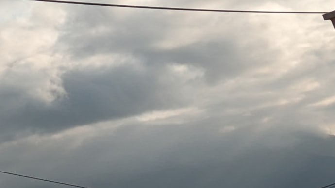 石長比売神の言葉 午後から雲がモクモクでした