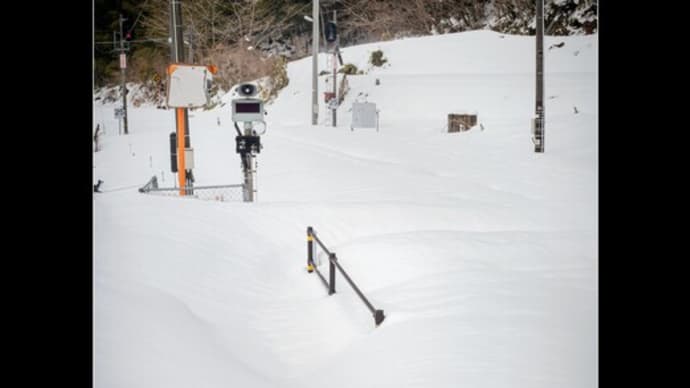 雪に埋もれた出雲坂根駅