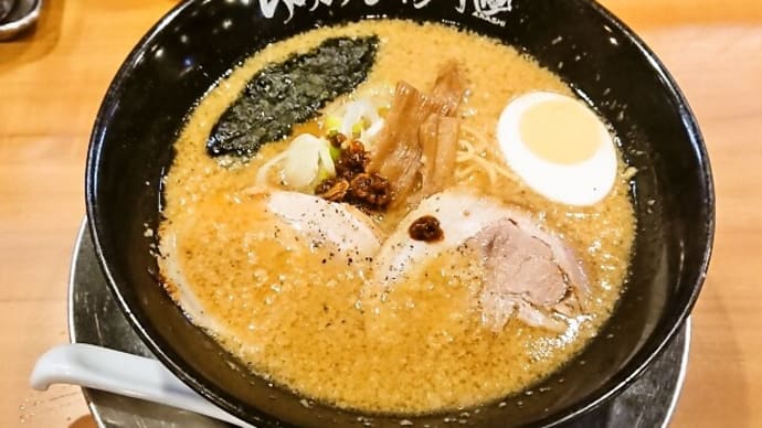 らあめん花月嵐(浦安店)で嵐げんこつらあめん(2021年12月17日)