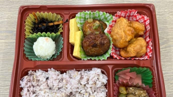 本日の日替わり弁当は鶏唐揚♪