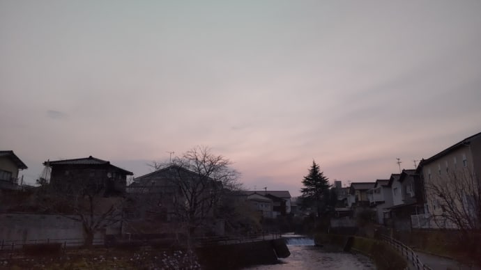 語りを重ねて