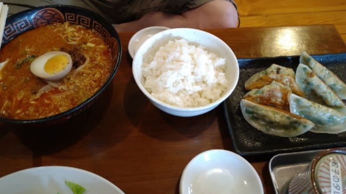 休日の昼食(ジャンファン)