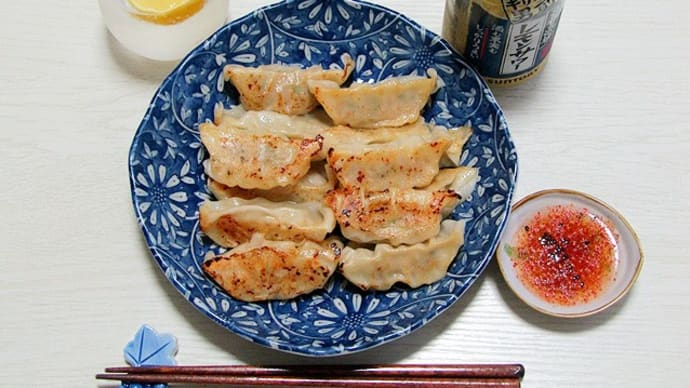 4月2日 餃子ミニ飲酒&オムライスセット。