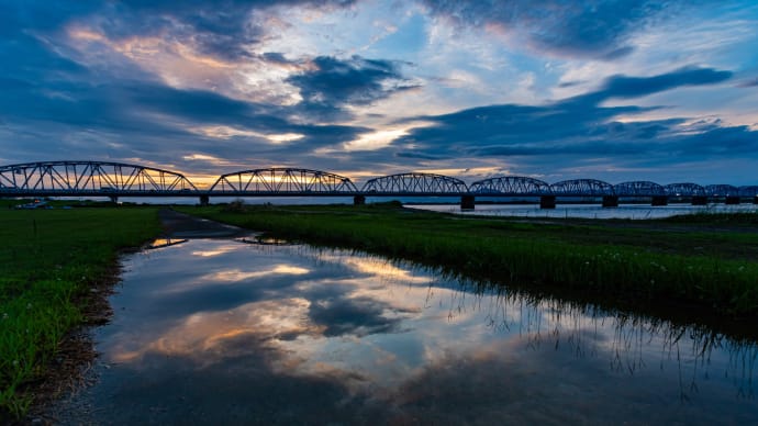 雨上がりの夕暮れ