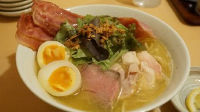 19376,377 ご当地ラーメン 巡「鶏白湯塩」、「鶏白湯醤油」@金沢 10月28日(月)、29日(火)限定 4周年記念ラーメン! 日替わりで味の違いが楽しめるイベント鶏白湯!