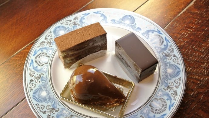 日暮里、『 パティシエ ショコラティエ イナムラショウゾウ 』のケーキ