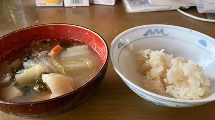 冷え込んだので、暖かい海老天そばが極上に旨かった