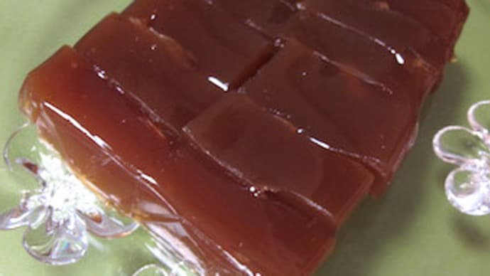 御菓子司・誠玄介(東武宇都宮)の黒ごまわらび餅とビートルズ