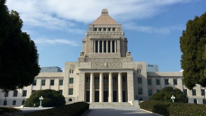 【本日は国政選挙の投票日です】