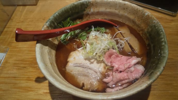西武新宿駅前にある絶品焼きあご塩ラーメン
