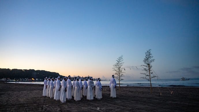浜降式【鶴岡八幡宮・材木座海岸】朝焼けに光る雲が眩しくて・・